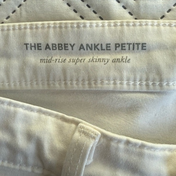 AG Abbey Ankle White Crop Petite Mid-Rise Super Skinny Ankle Jeans Size 26P - Picture 5 of 13